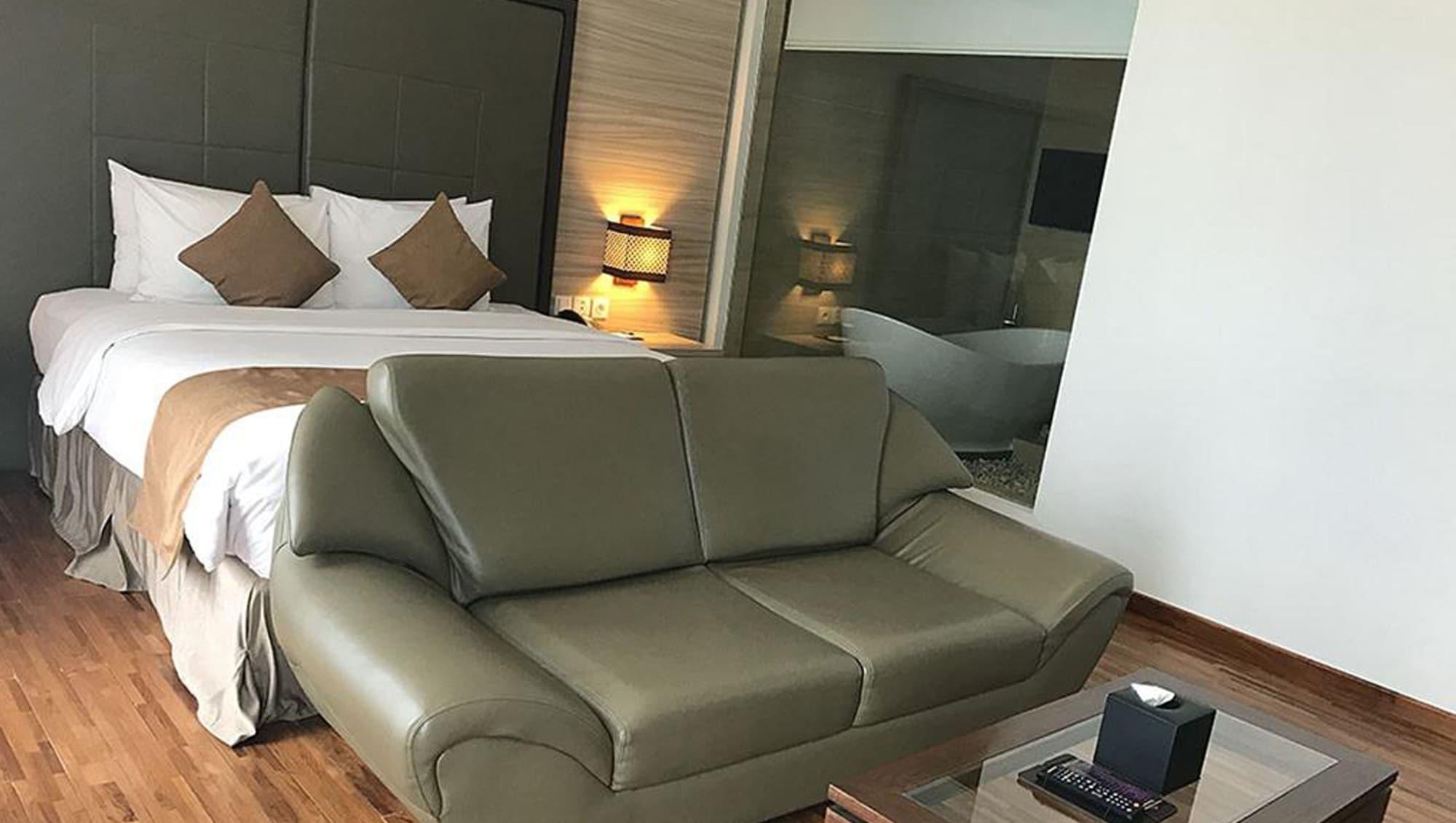 Crystal Lotus Yogyakarta 4* Melati