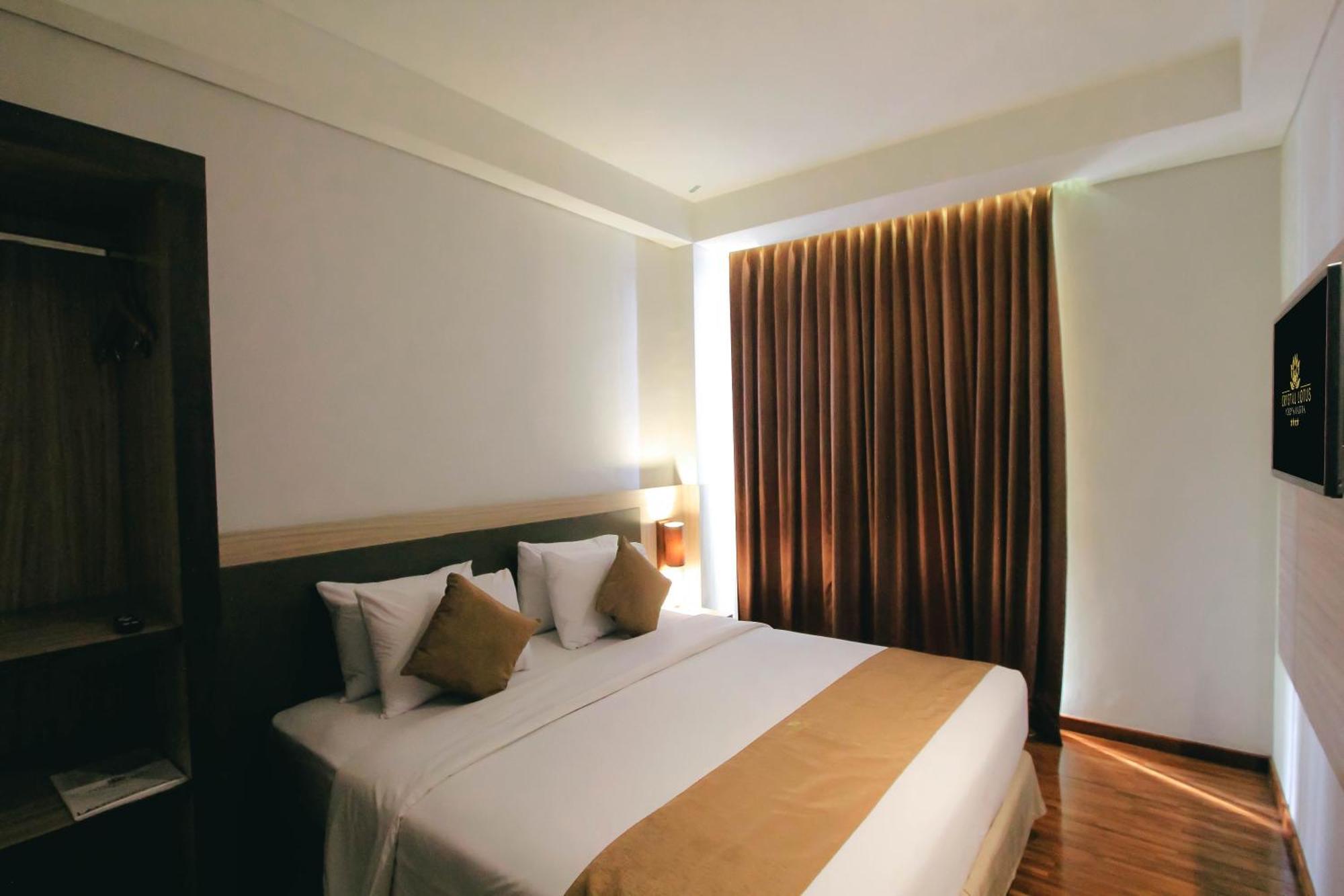 Hotel Crystal Lotus Yogyakarta